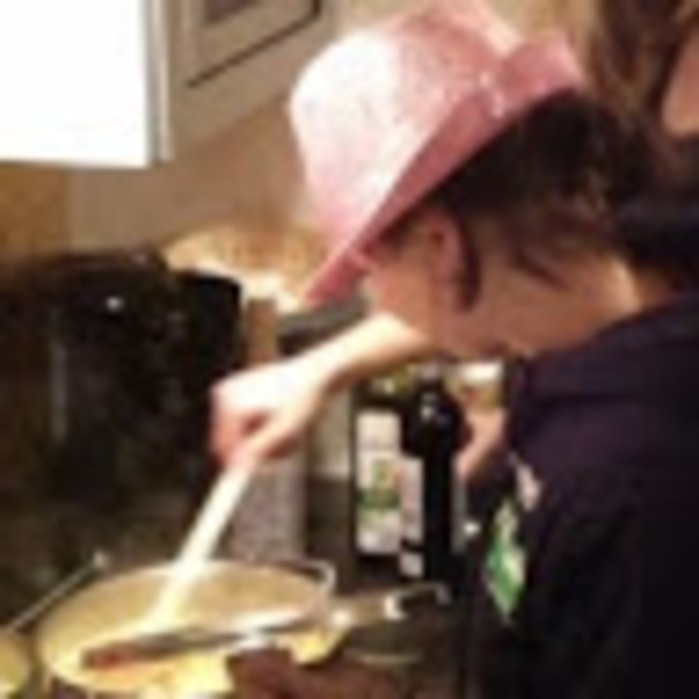 Meet your Posher, Eva